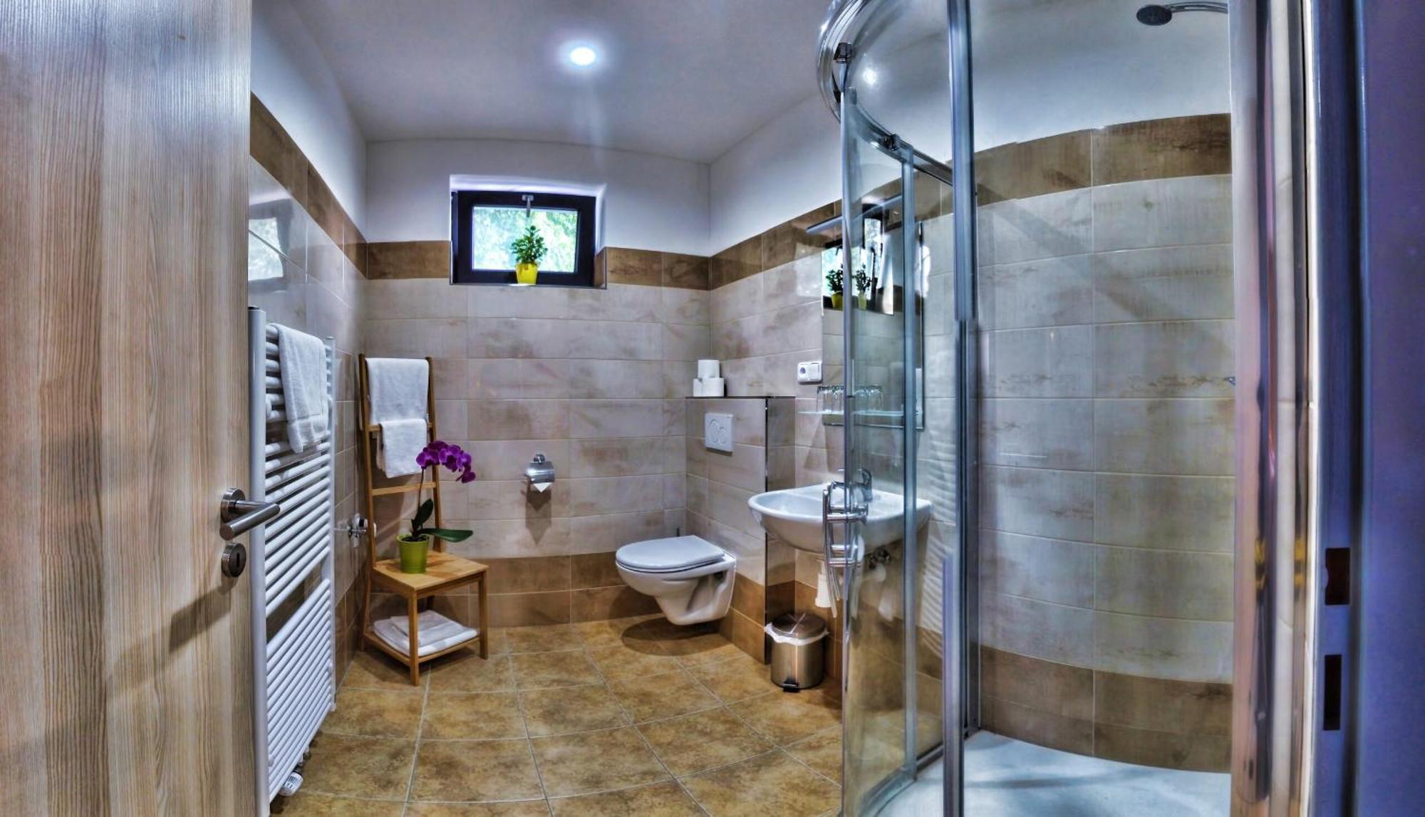 Valašské Meziříčí Sport Hotel Centrum מראה חיצוני תמונה