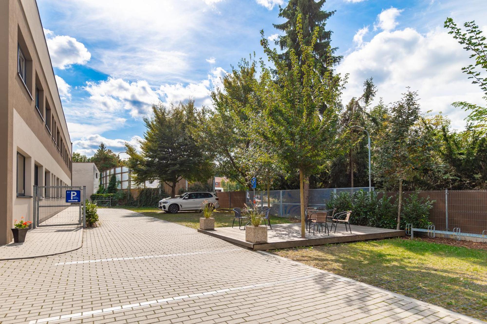 Valašské Meziříčí Sport Hotel Centrum מראה חיצוני תמונה